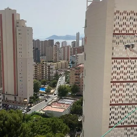 Playmon Park Habitación en casa particular